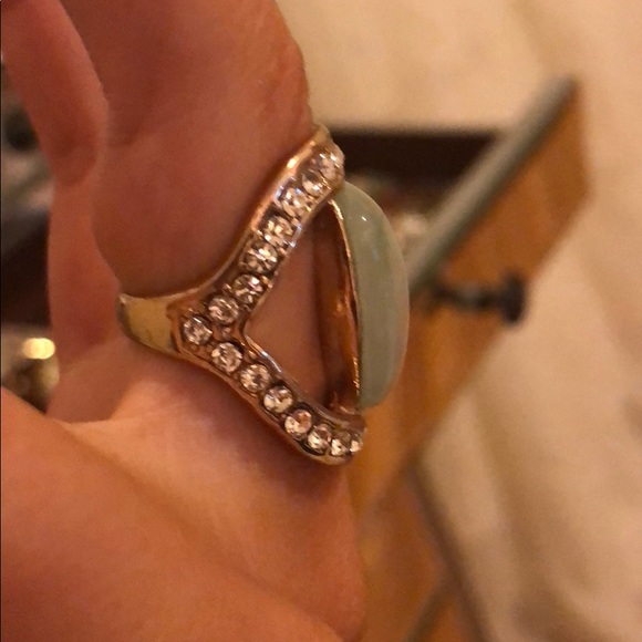 Crystal ring with teal crystal - Picture 6 of 7